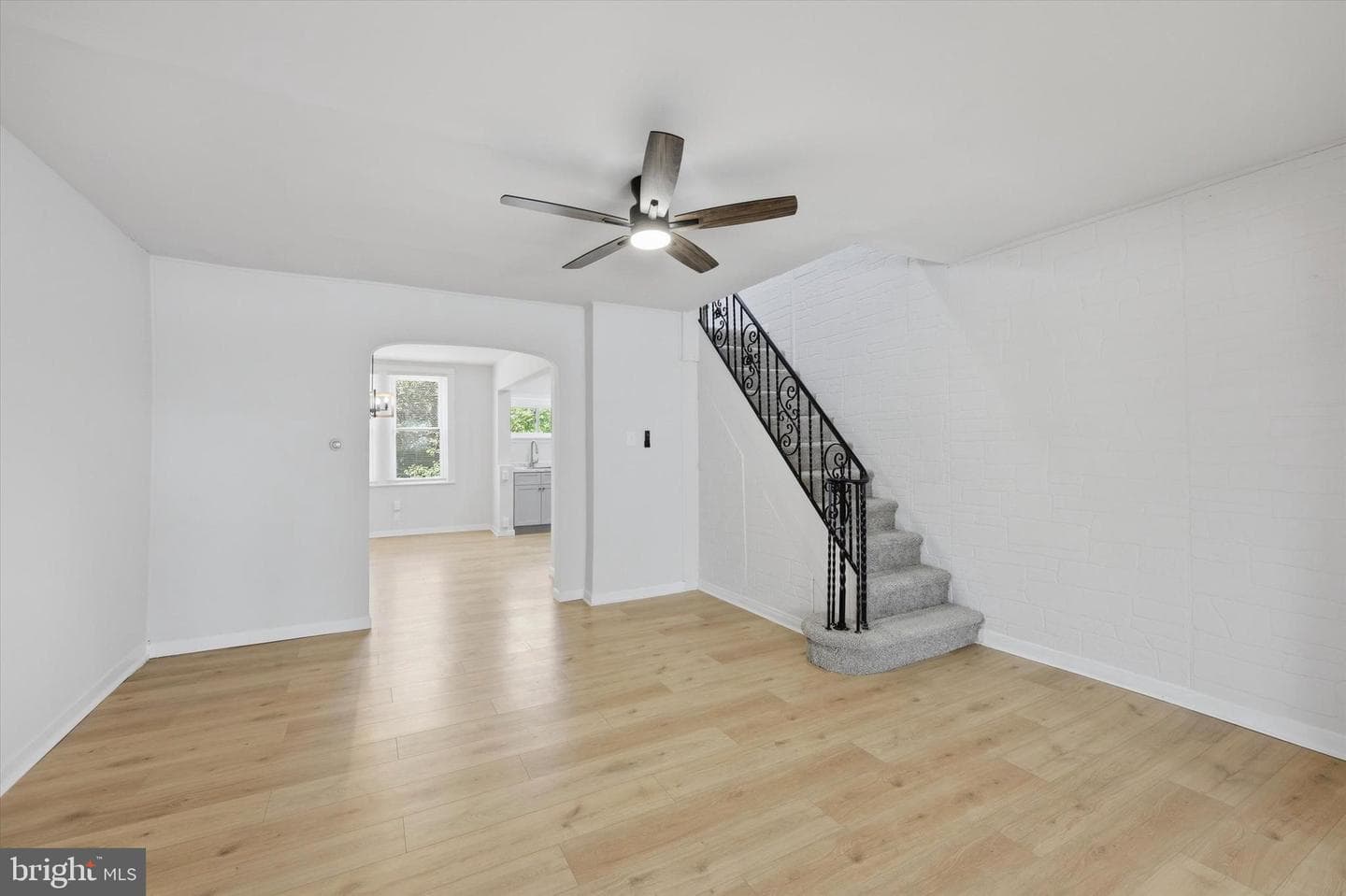 2658 S Shields Street photo 4