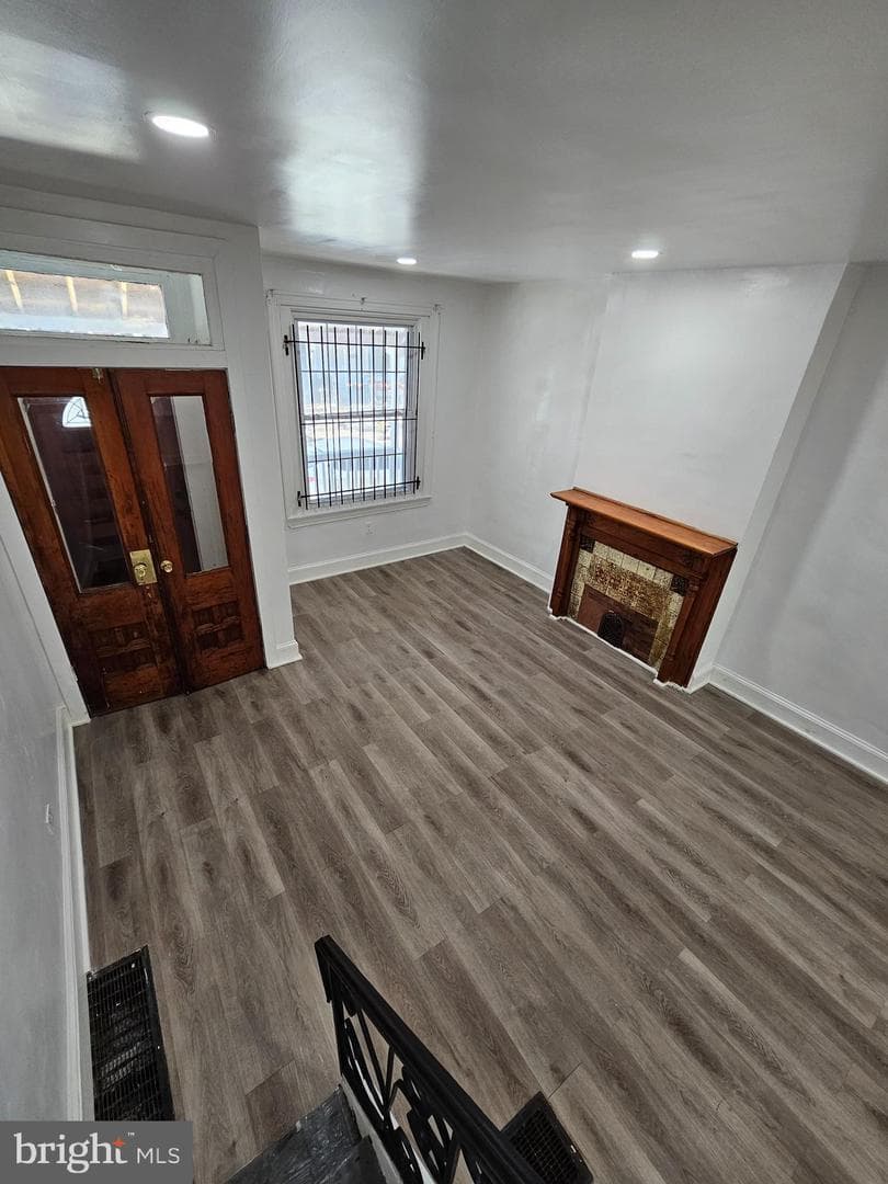 3327 N Sydenham Street photo 5