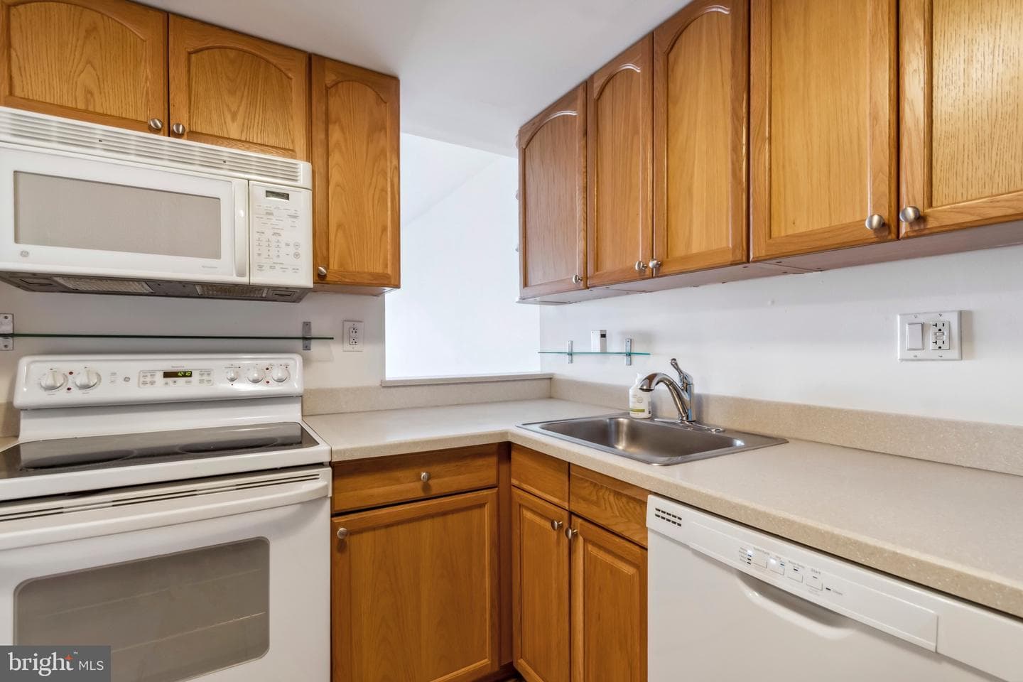 2001 Hamilton Street #927 photo 12