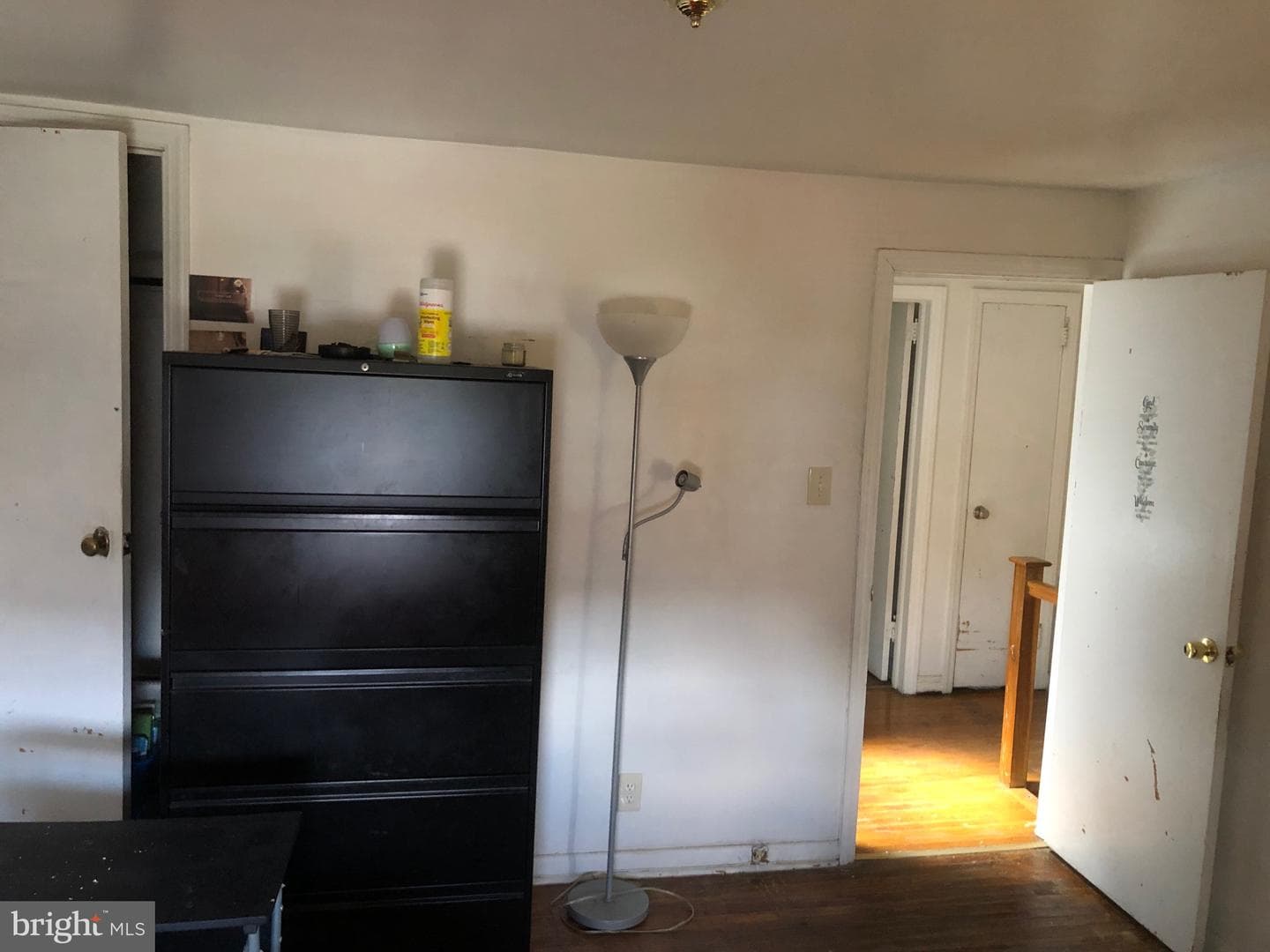2502 S Alden Street photo 25
