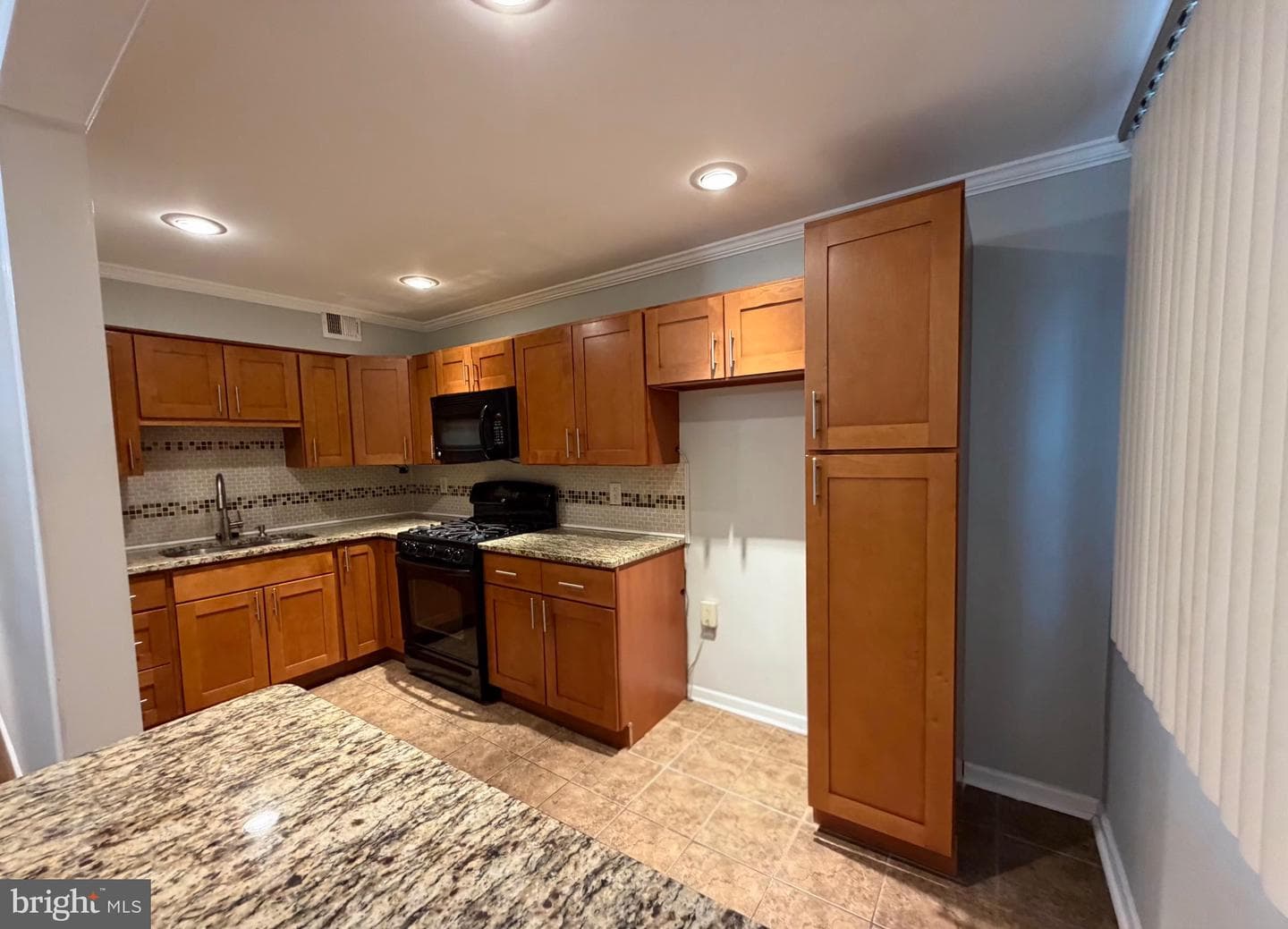 7625 Thouron Avenue photo 9