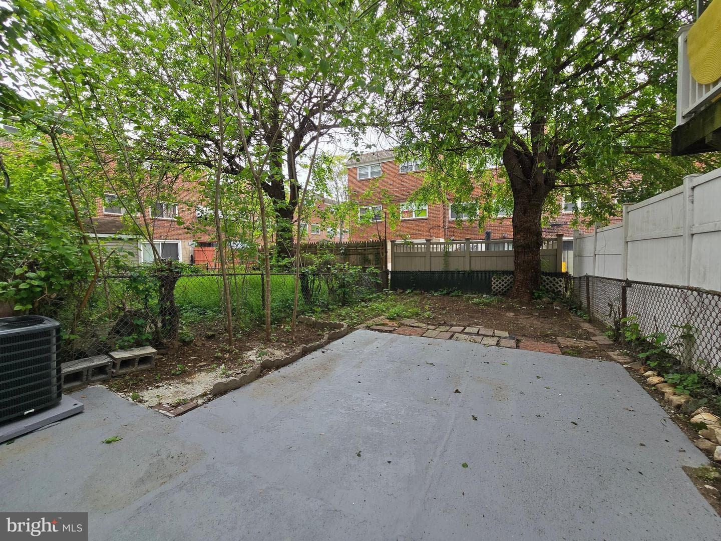 1327 Kings Place photo 29