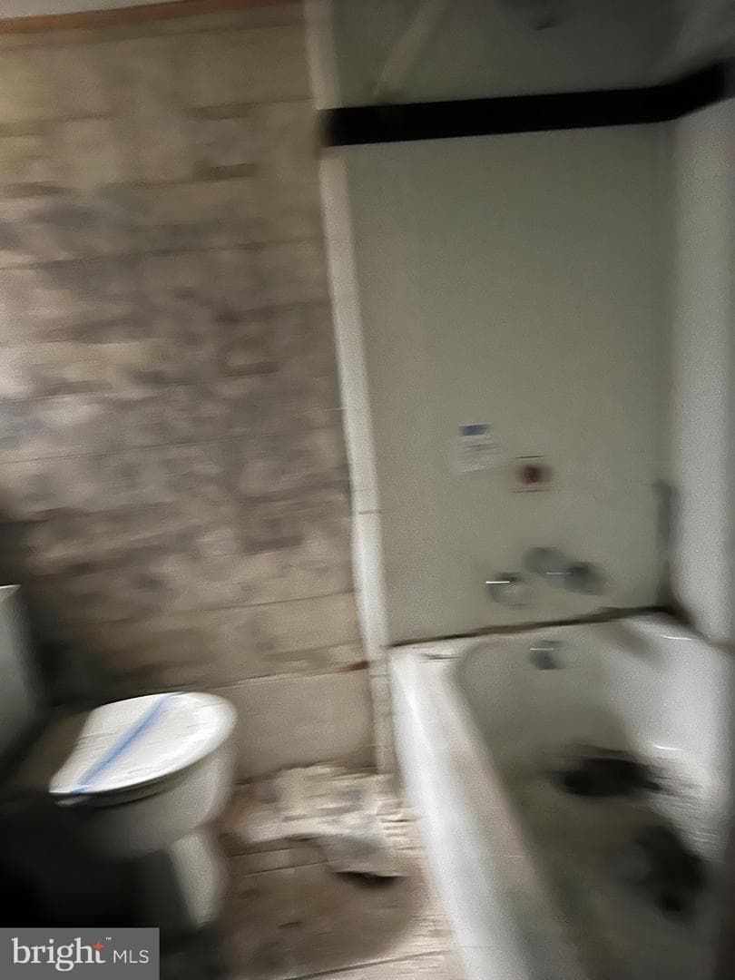 838 Snyder Avenue photo 10