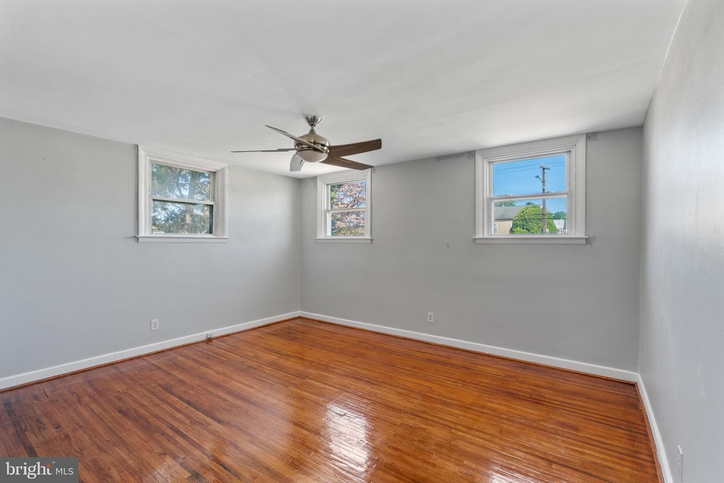 9967 Verree Road photo 11