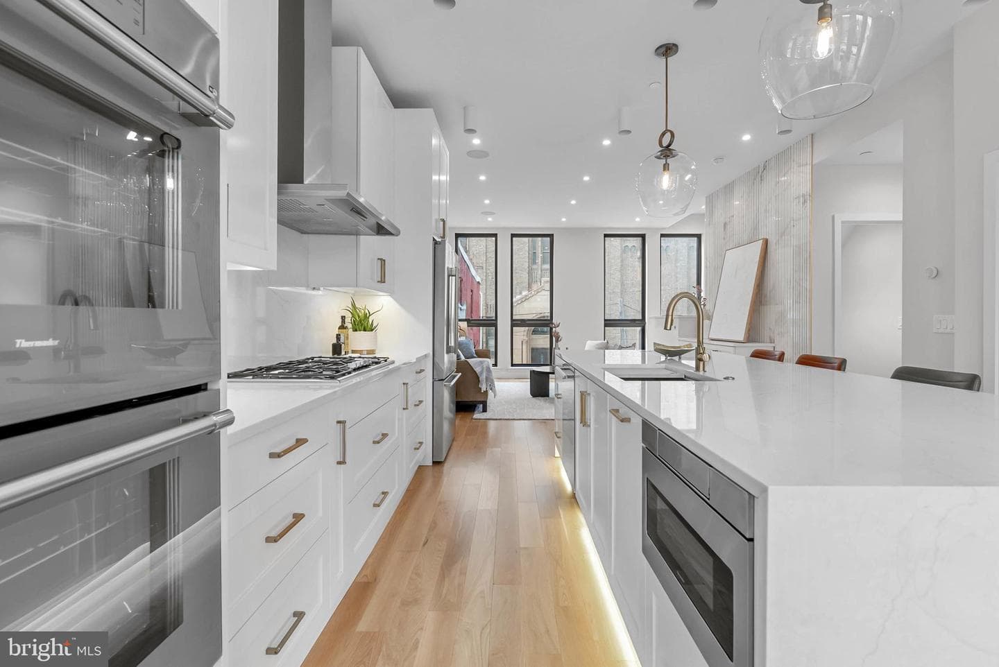 1100 Webster Street #2 photo 5