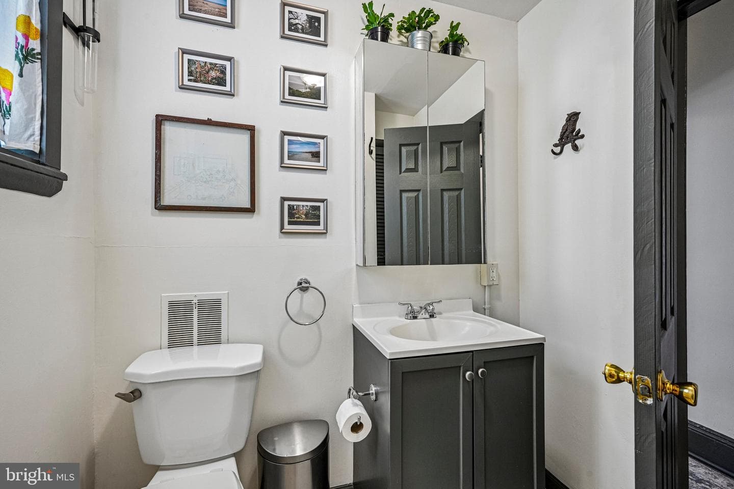 1648 S Lawrence Street photo 26