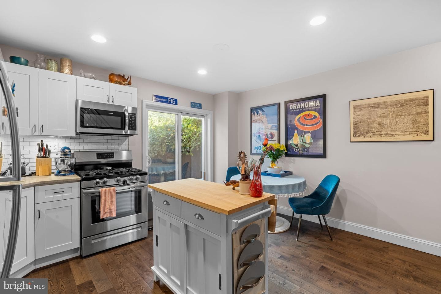 2243 League Street photo 10
