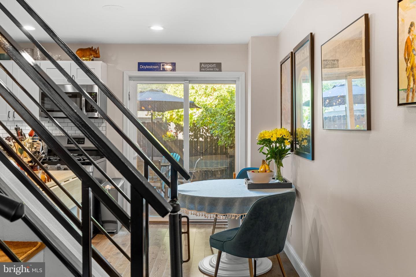 2243 League Street photo 5