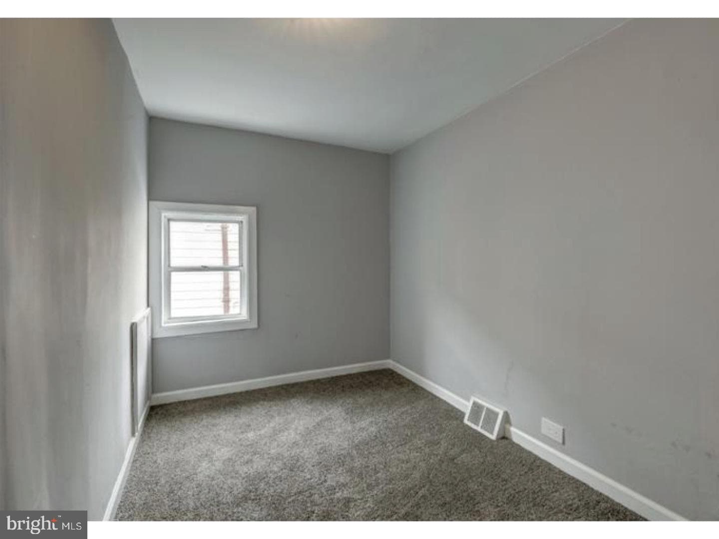 2666 Webb Street photo 17