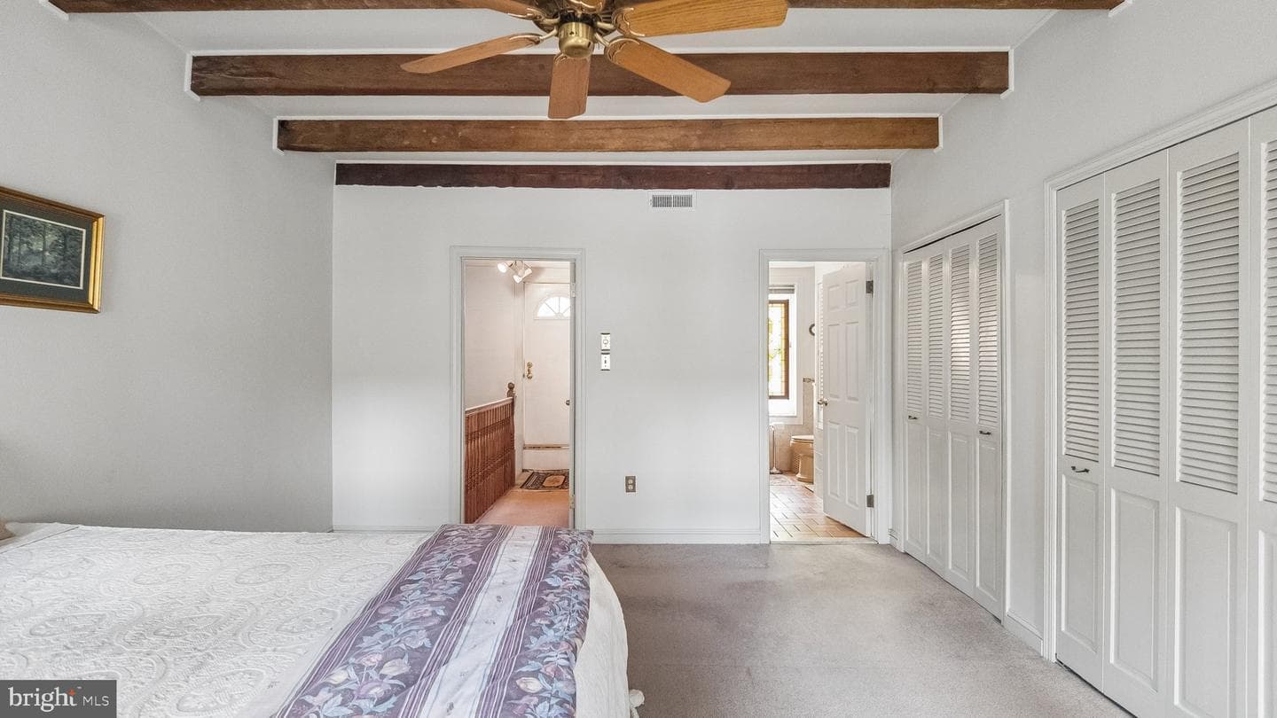 2049 Appletree Street photo 39