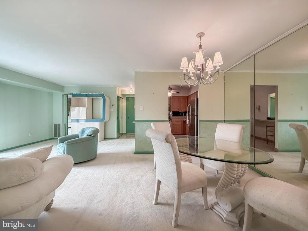 44303 Delaire Landing Road #303 photo 8