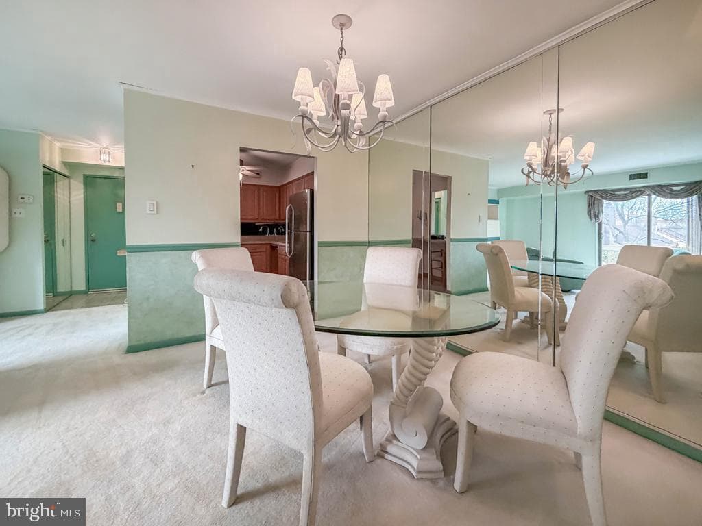 44303 Delaire Landing Road #303 photo 9