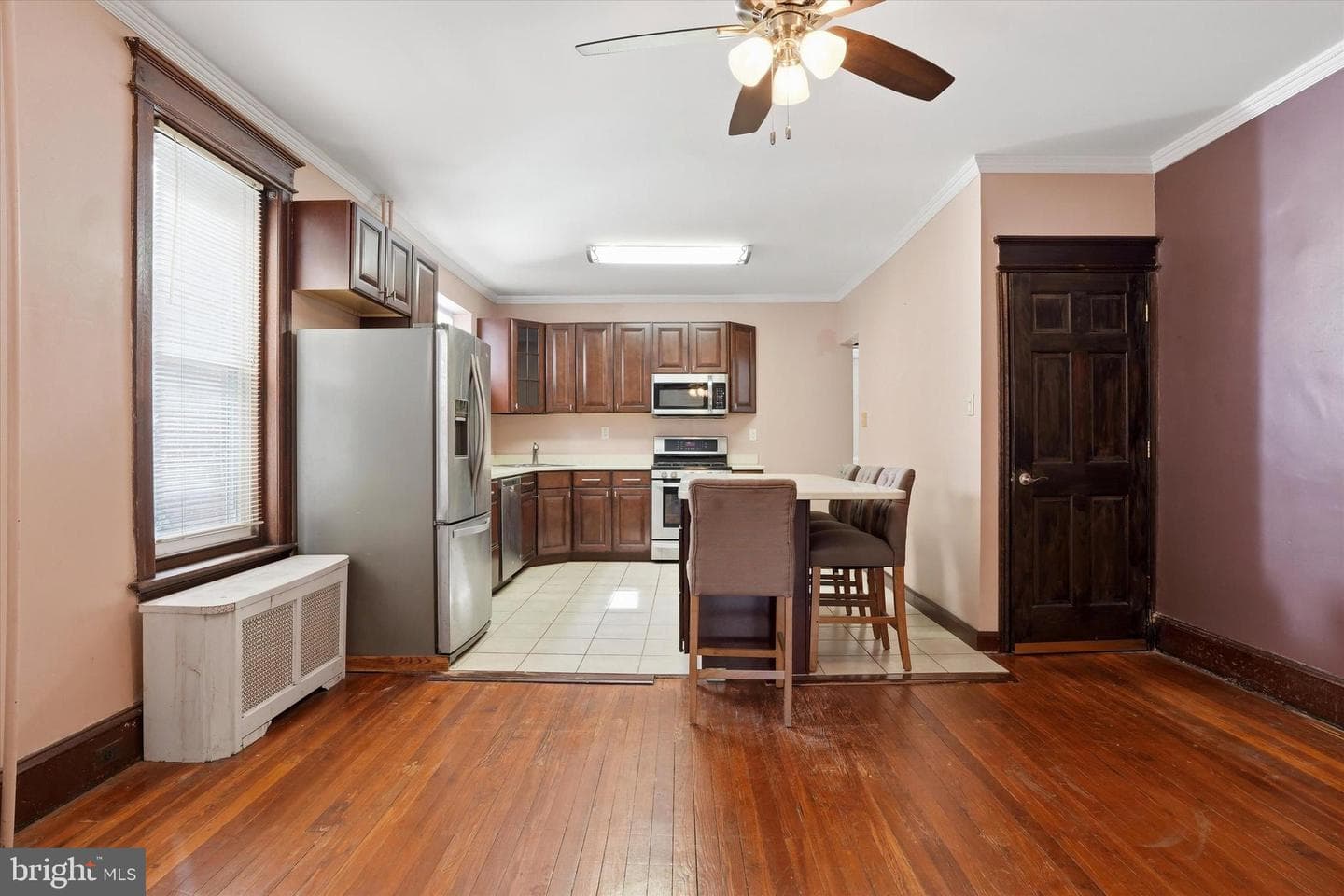 255 Dupont Street photo 8