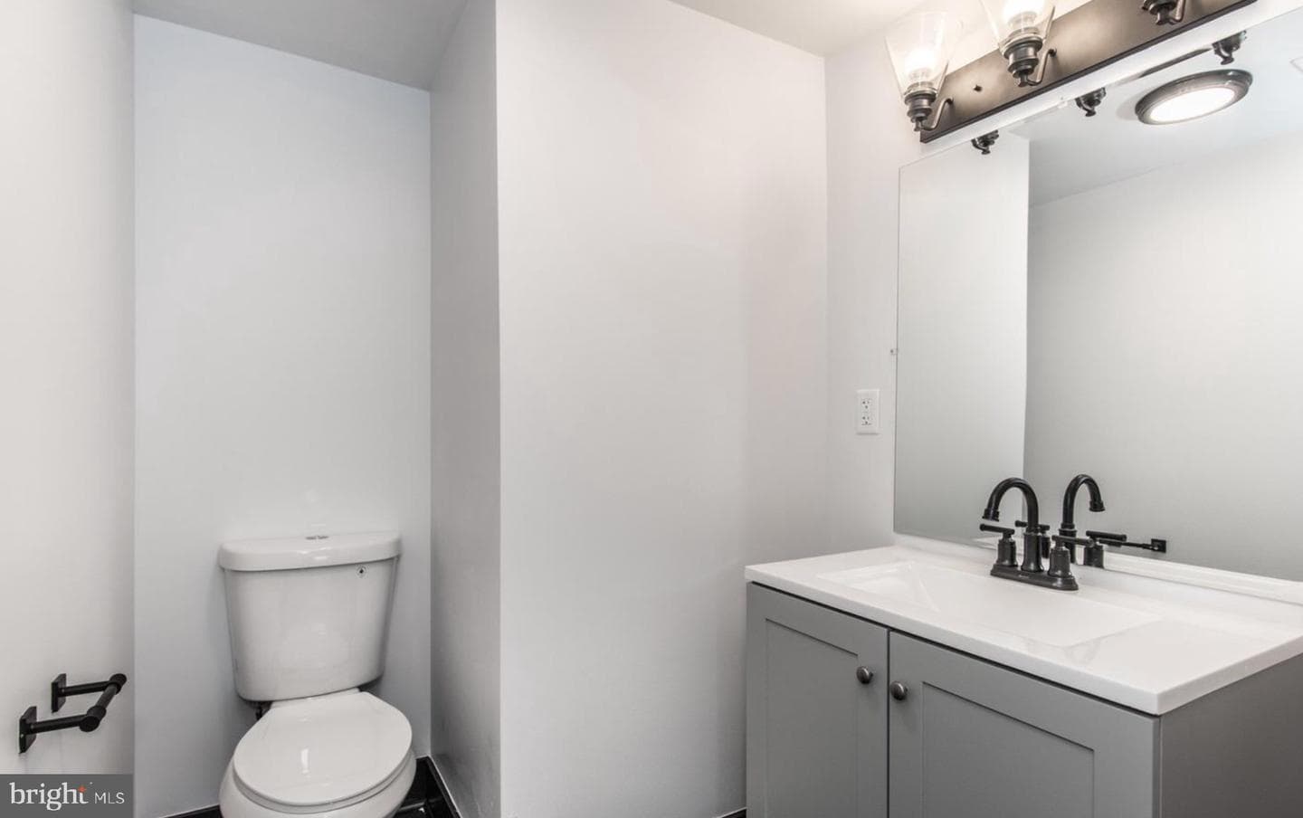 1838 E Albert Street photo 14
