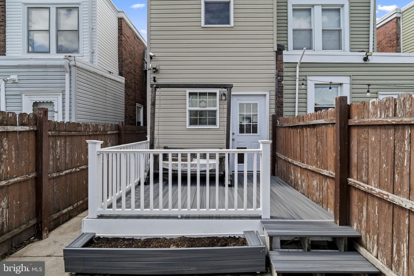 4727 E Thompson Street photo 27
