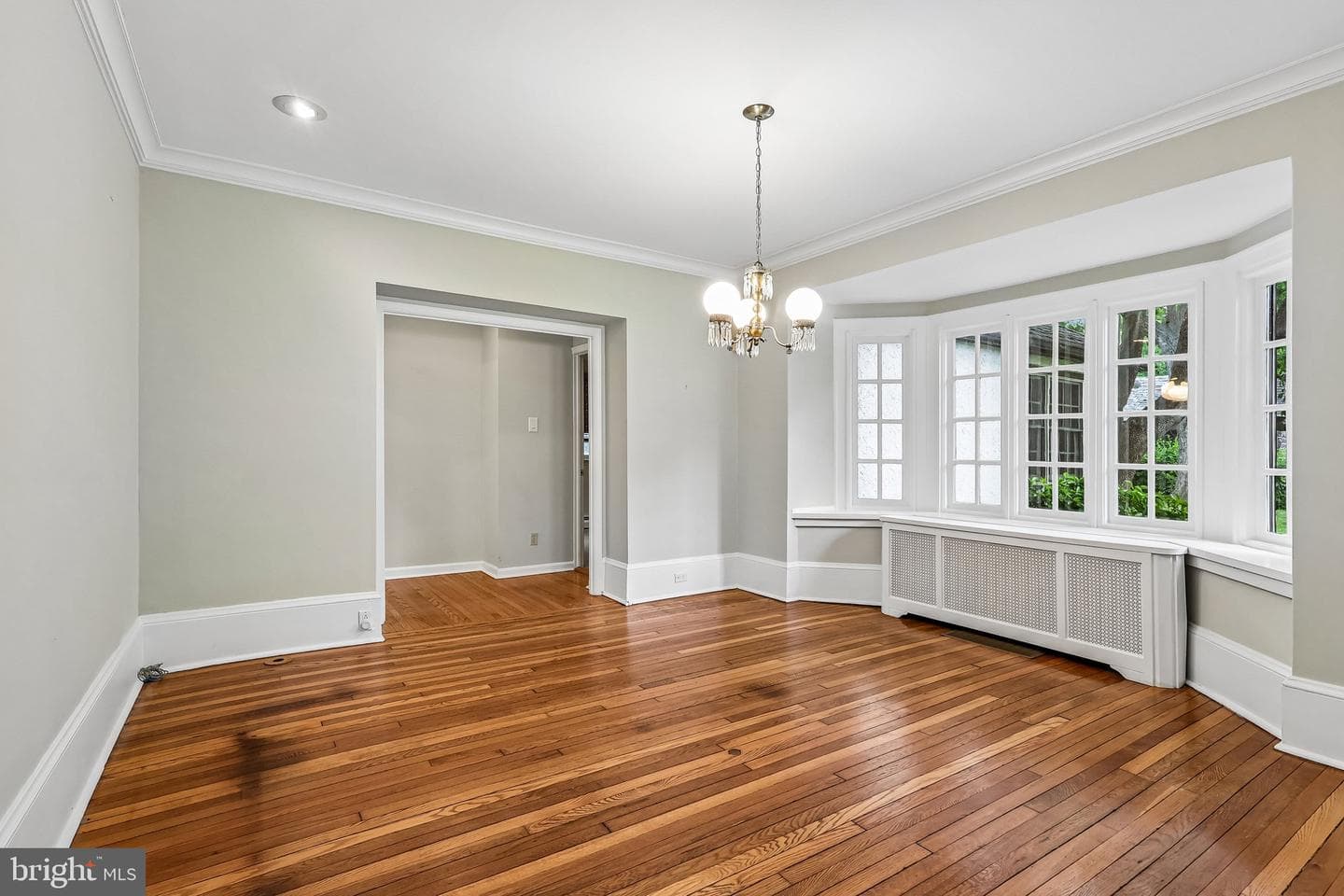 3219 W Penn Street photo 12