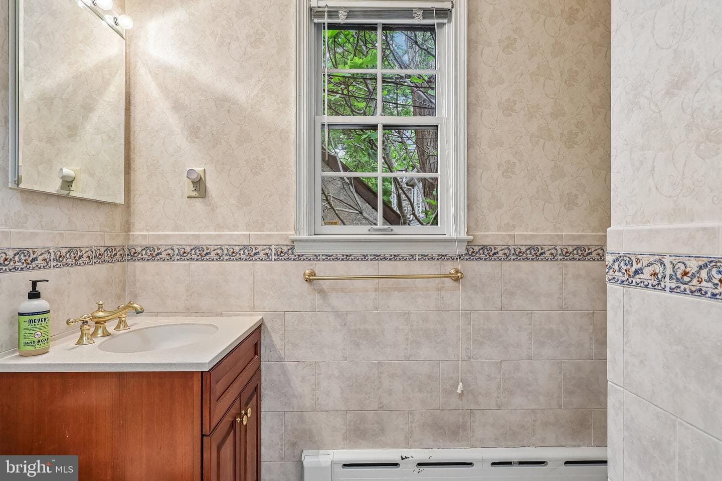 3219 W Penn Street photo 23