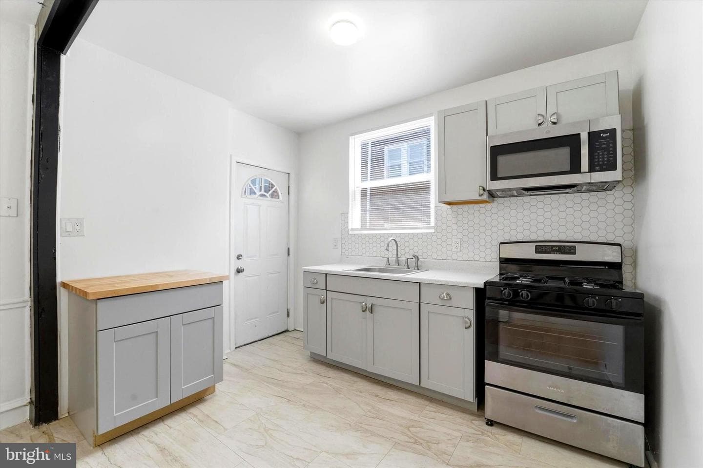 5212 Euclid Street photo 11
