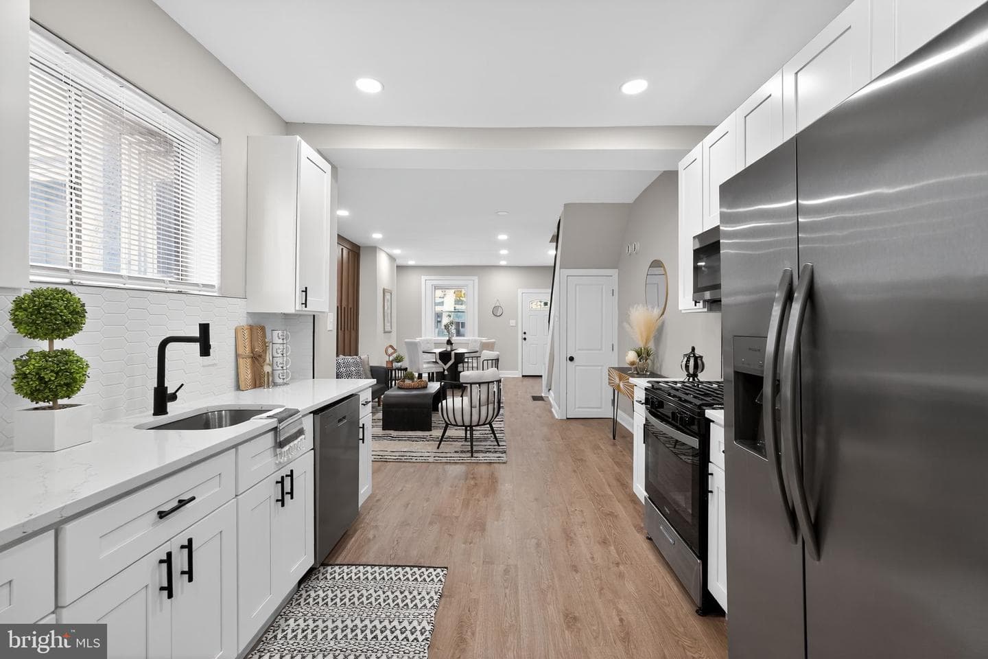 5055 Brown Street photo 15