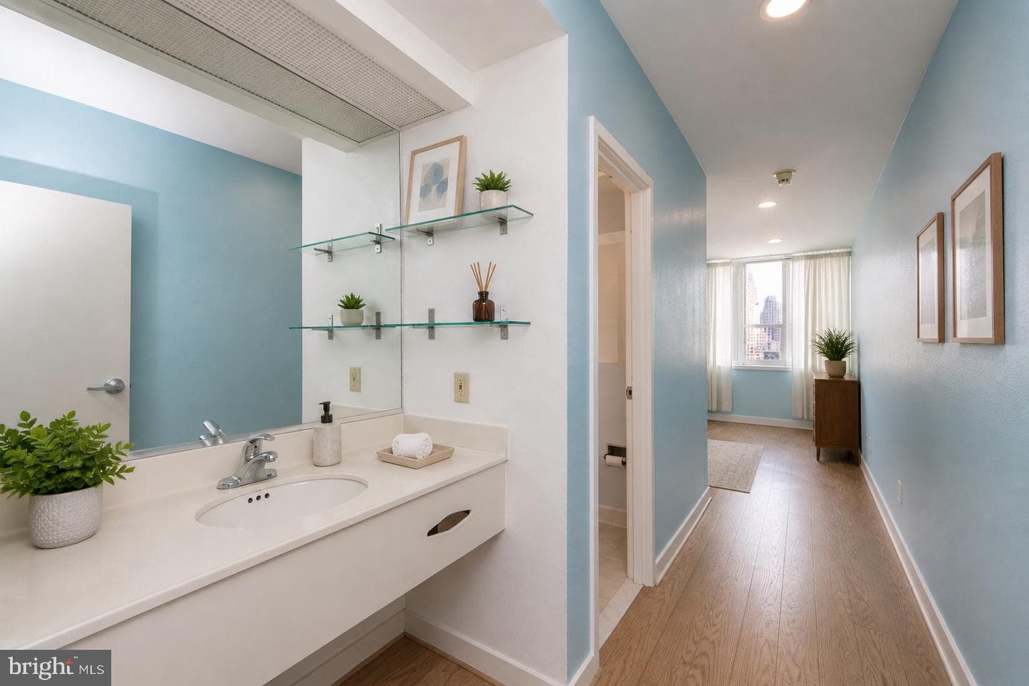 1100 Vine Street #1105 photo 6