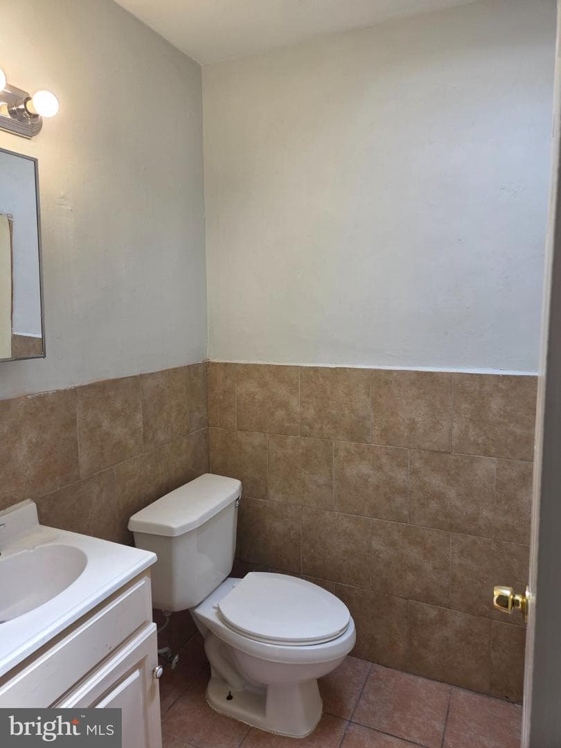 2037 Napfle Avenue photo 10