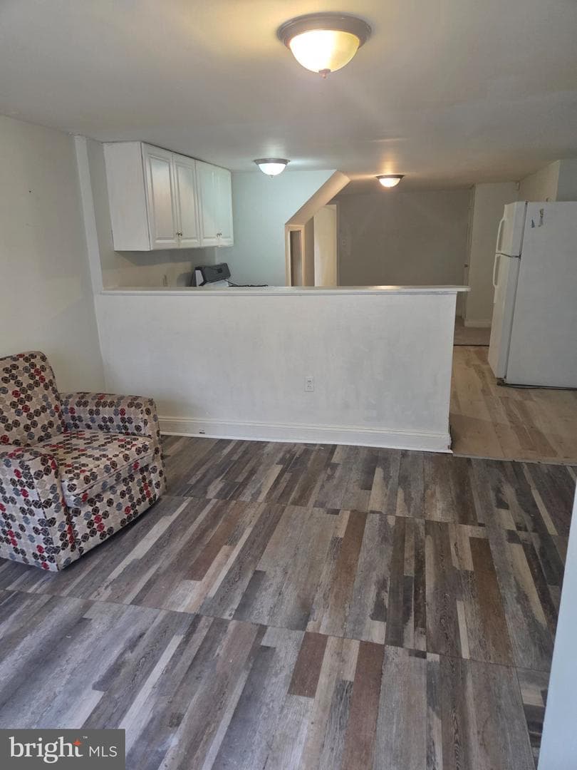 2037 Napfle Avenue photo 13