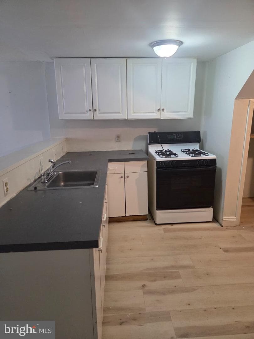 2037 Napfle Avenue photo 15