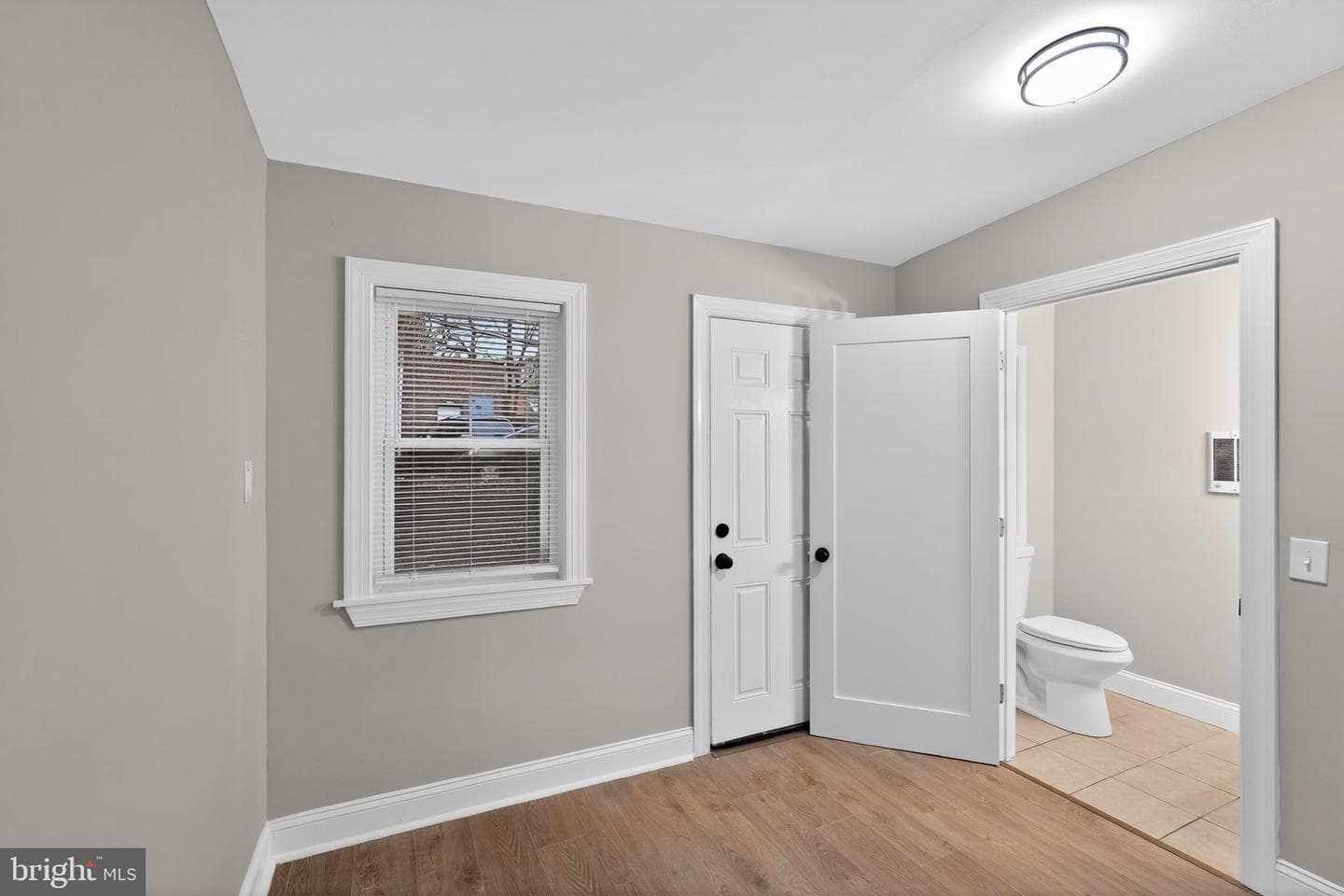 6111 Baynton Street photo 10