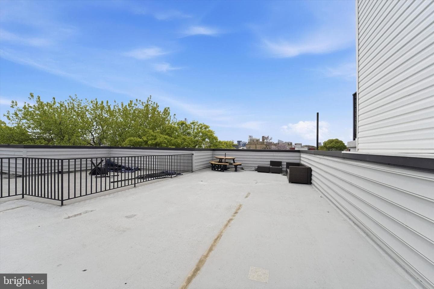 1608 Ridge Avenue #403 photo 25