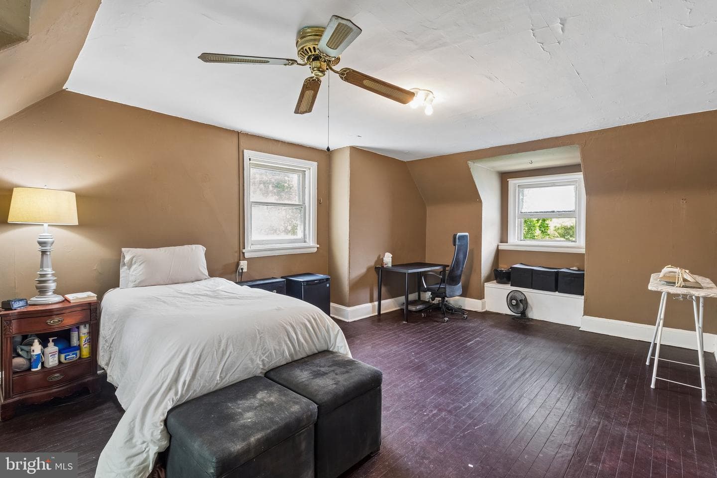 5940 Overbrook Avenue photo 49