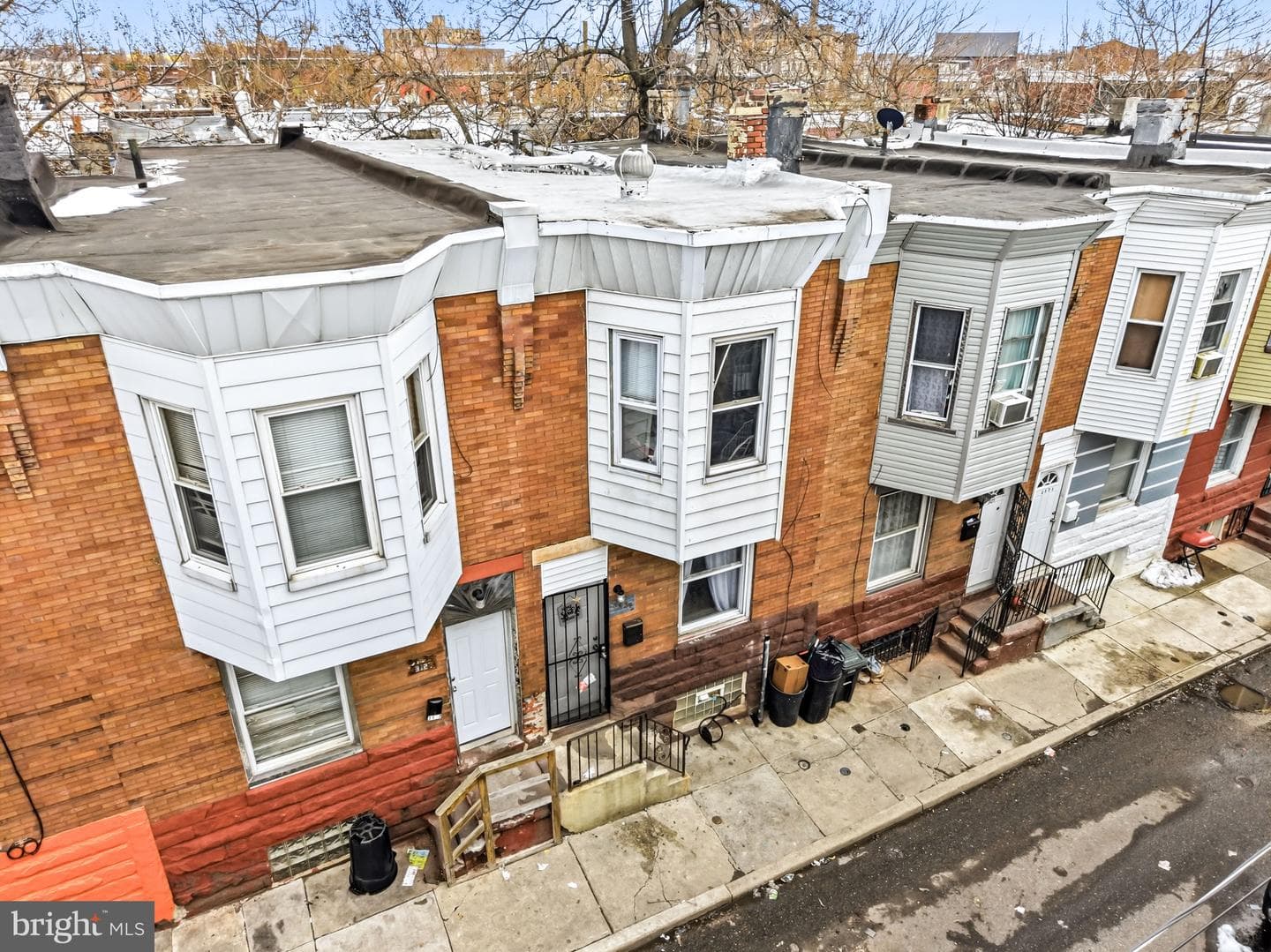 3125 Custer Street photo 3