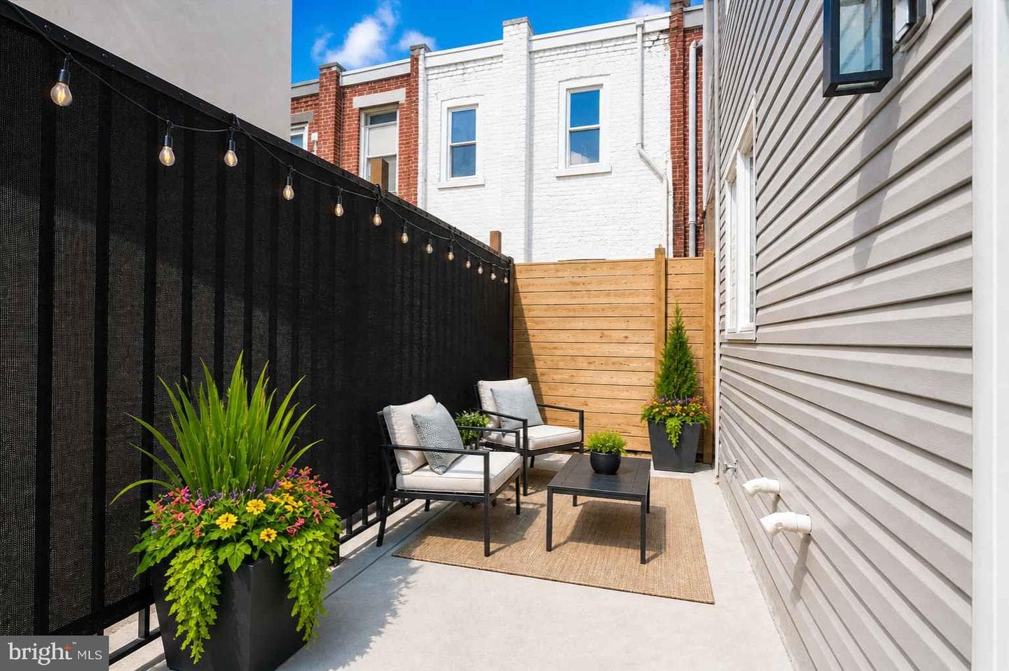 1146 N Galloway Street photo 11