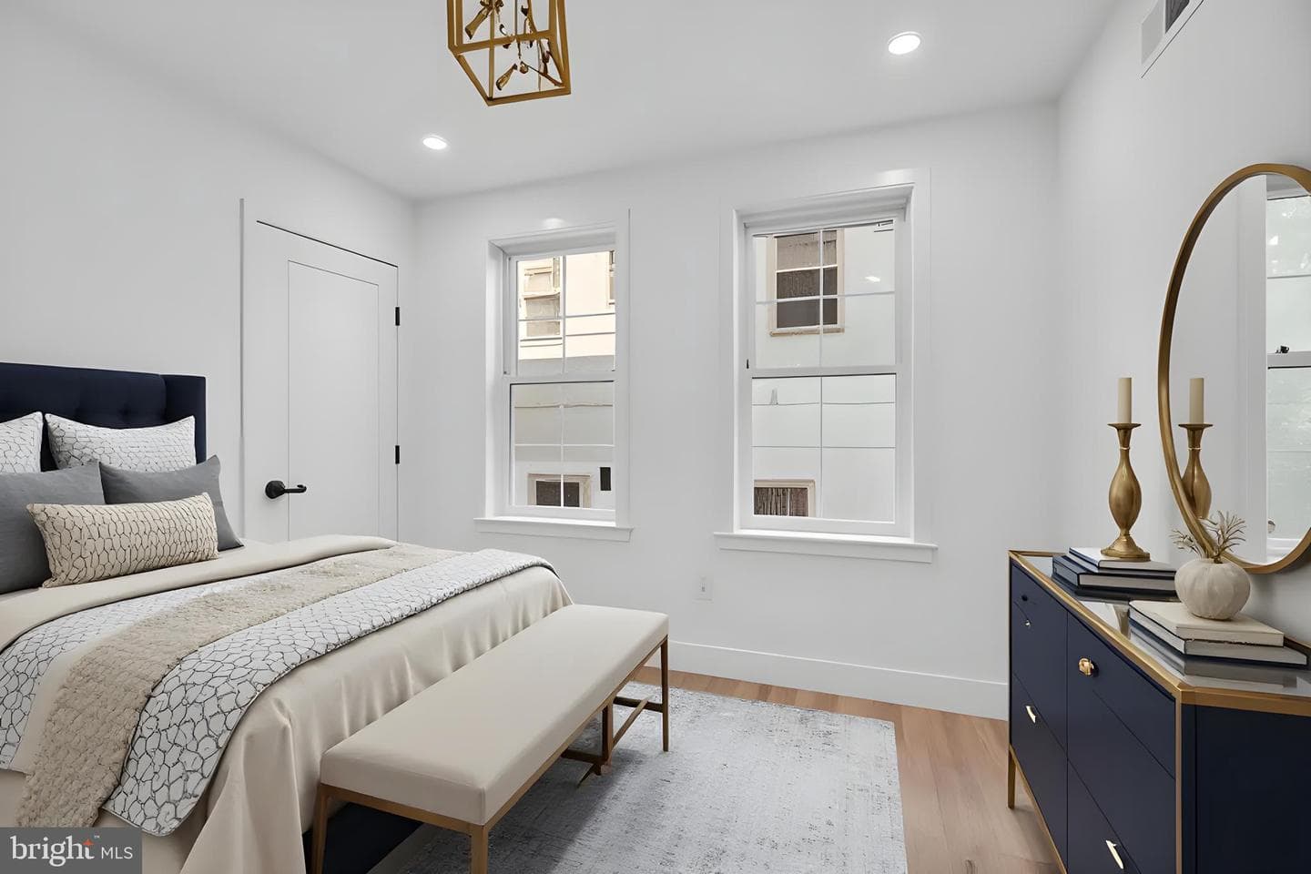 1146 N Galloway Street photo 32