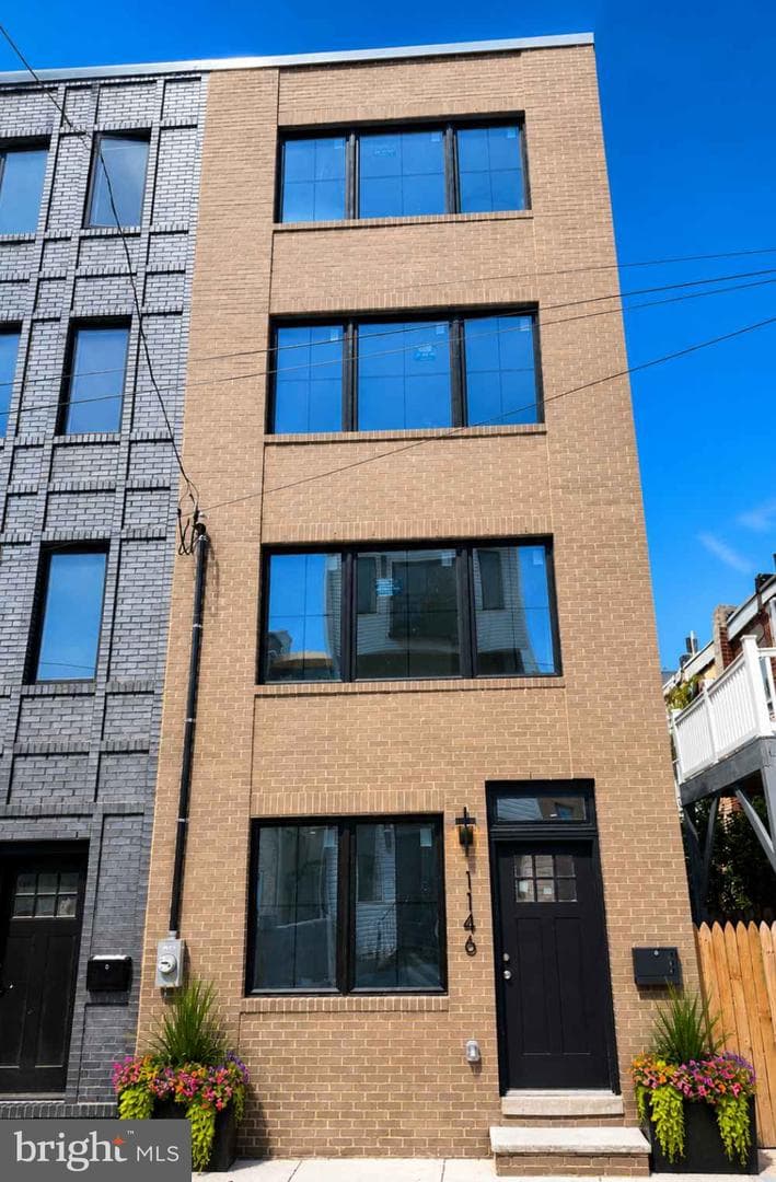 1146 N Galloway Street photo 36