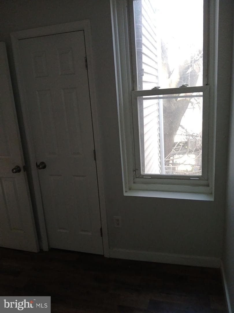 2214 N Cleveland Street photo 10