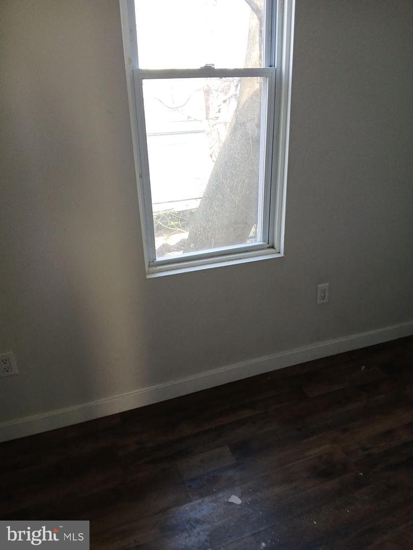 2214 N Cleveland Street photo 12