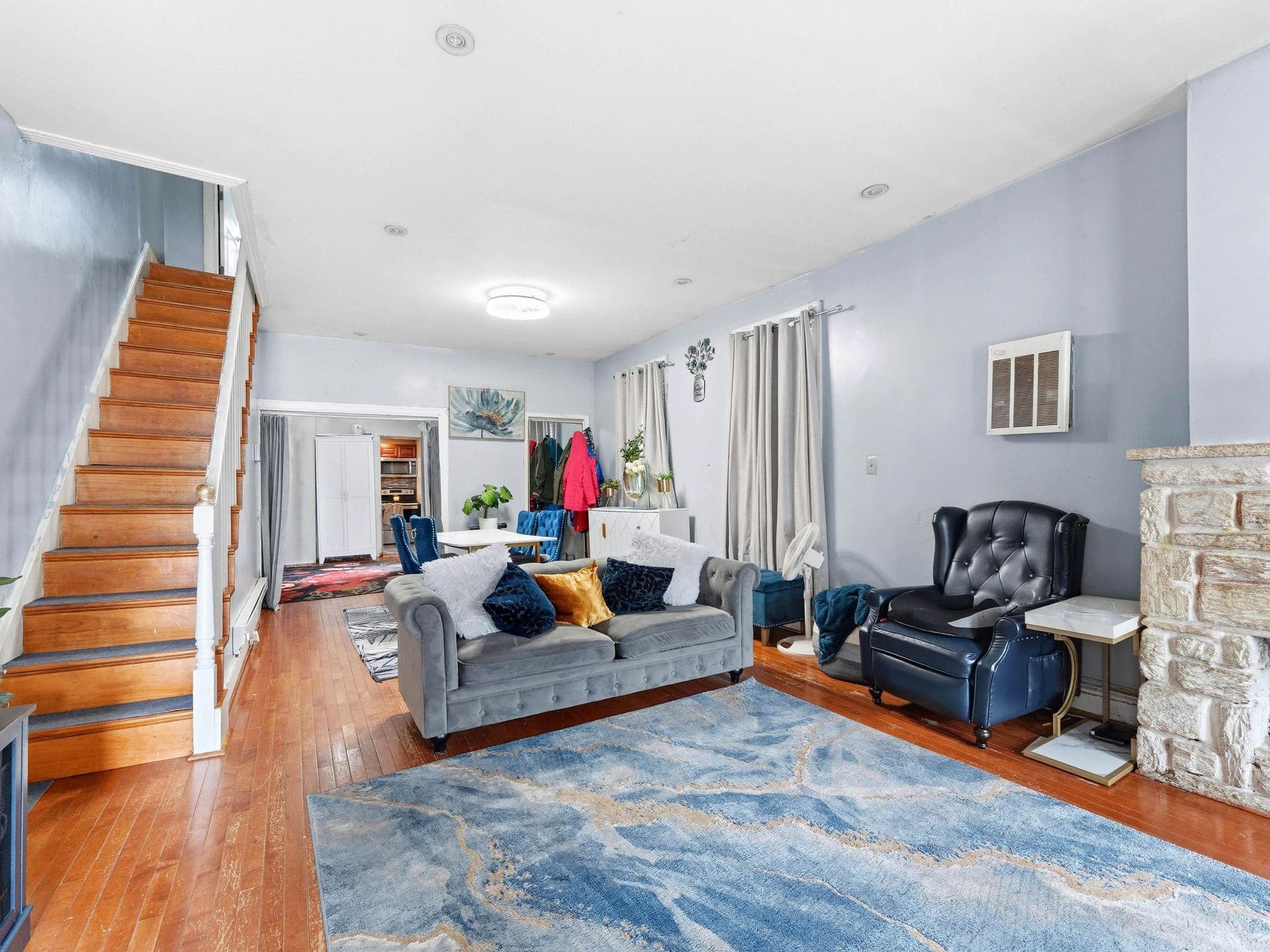 4931 N Uber Street photo 3