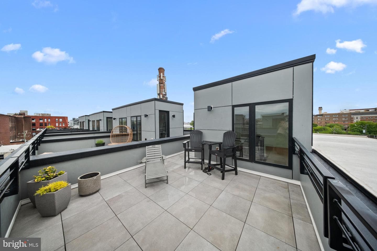 1742 N Hope Street photo 30