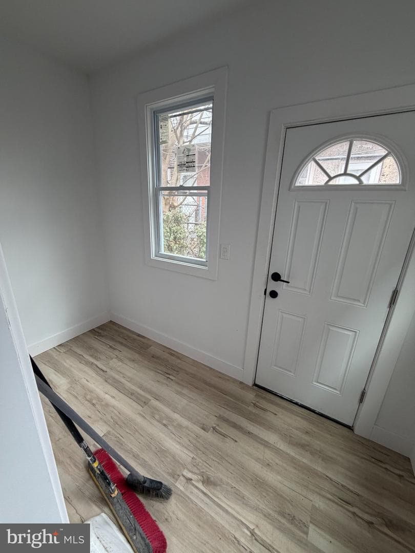 1249 S St Bernard Street photo 7