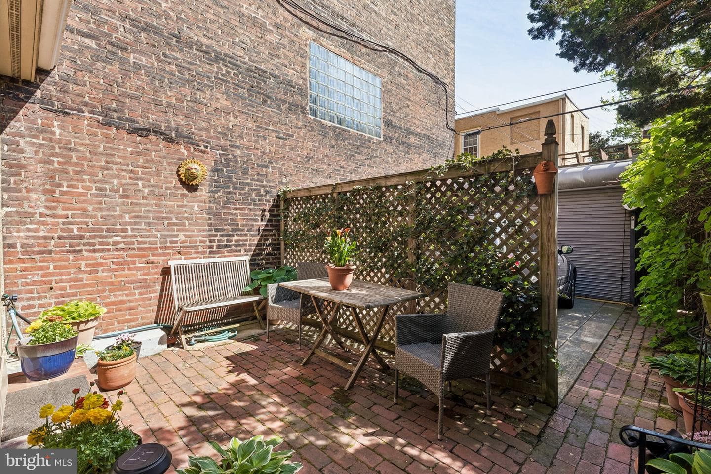 2206 Locust Street photo 37