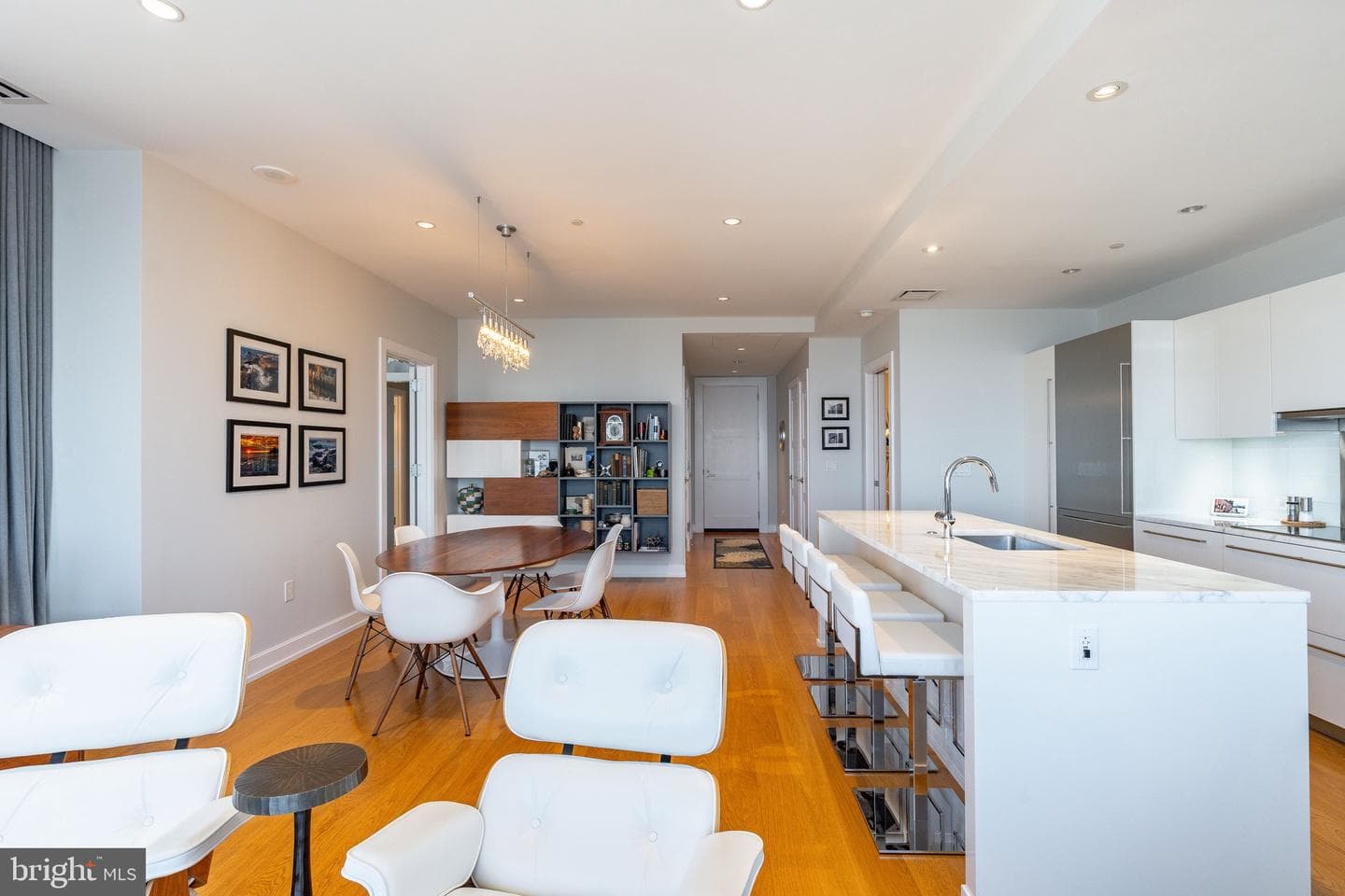 50 S 16th Street #5205 photo 15