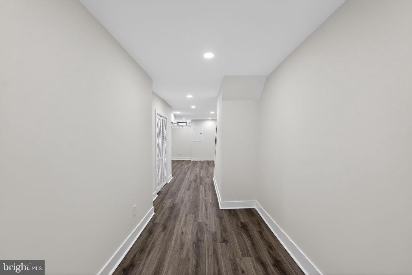 1630 N Patton Street photo 25