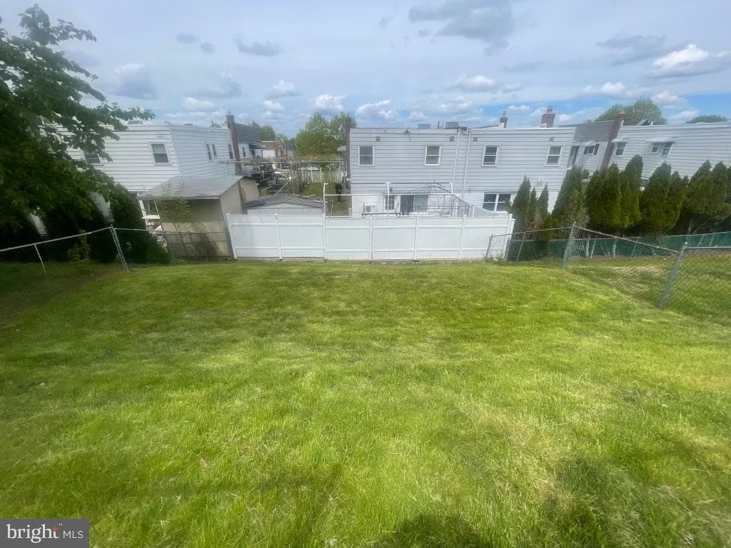 11710 Ferndale Street photo 17