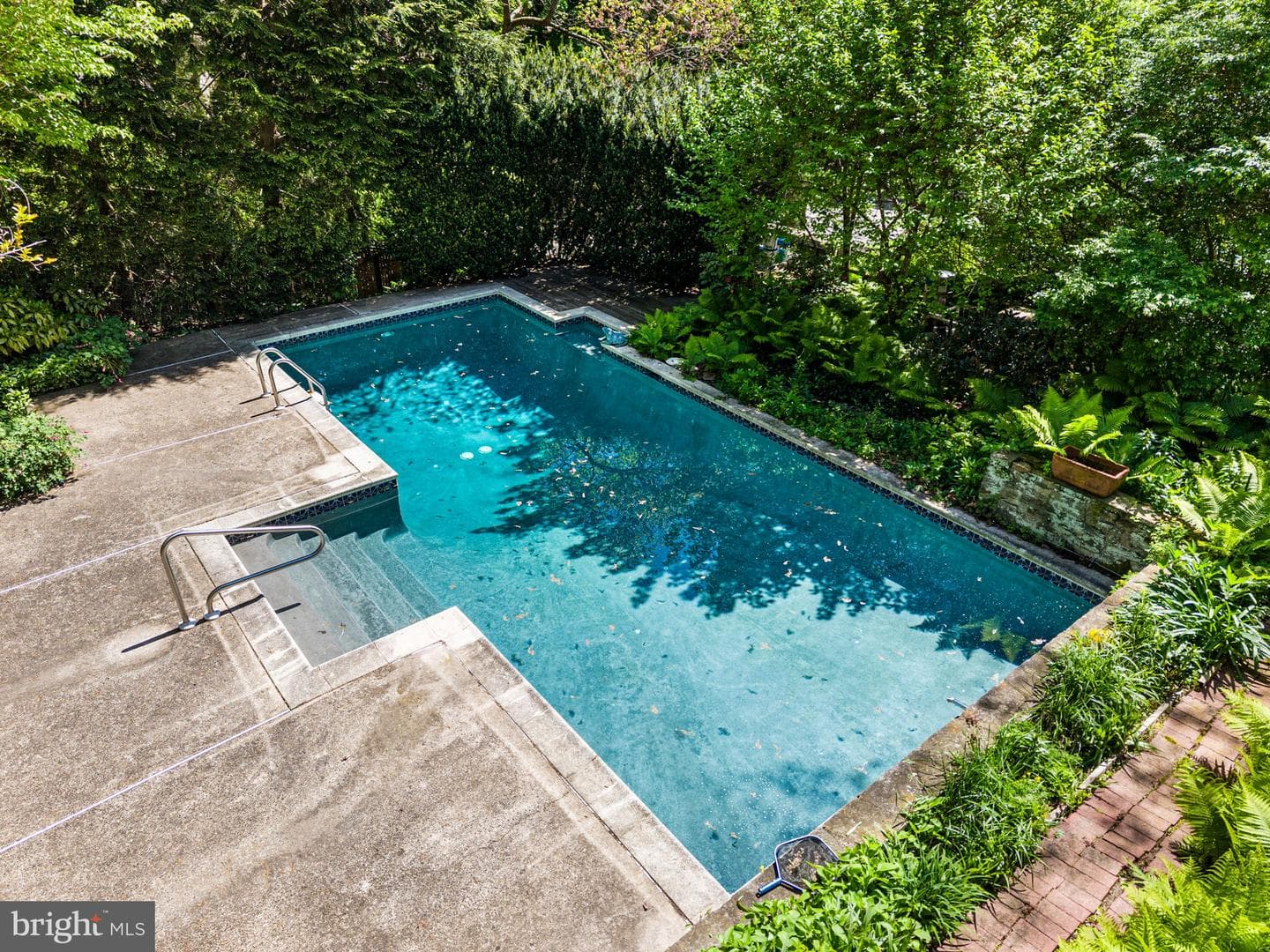 7700 Lincoln Drive photo 36