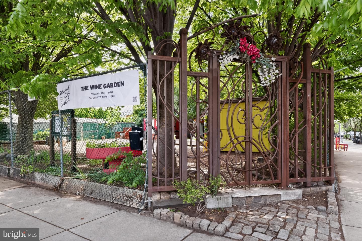 1724 Tulip Street photo 48