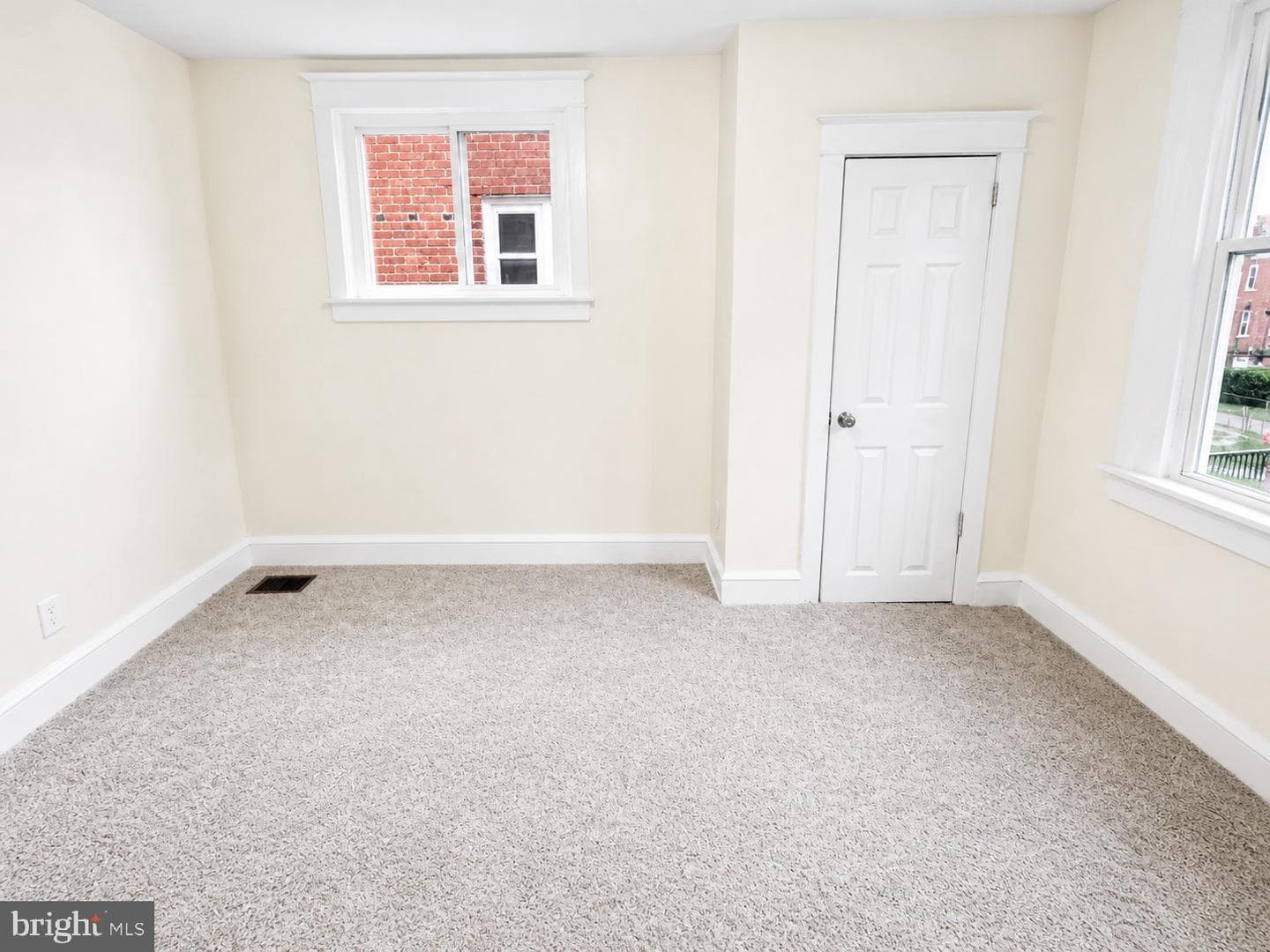 6945 Ogontz Avenue photo 19