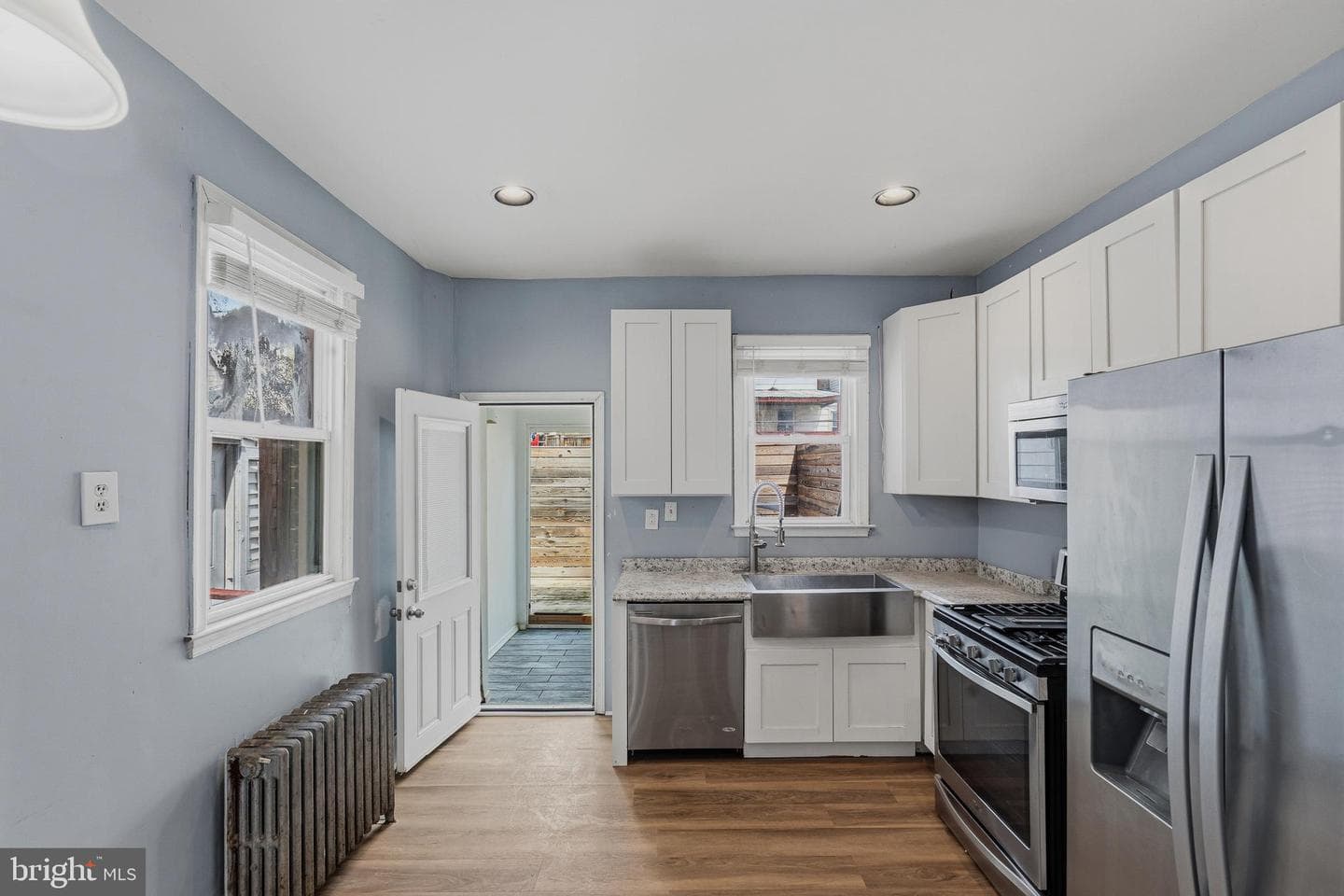 1719 Roselyn Street photo 11