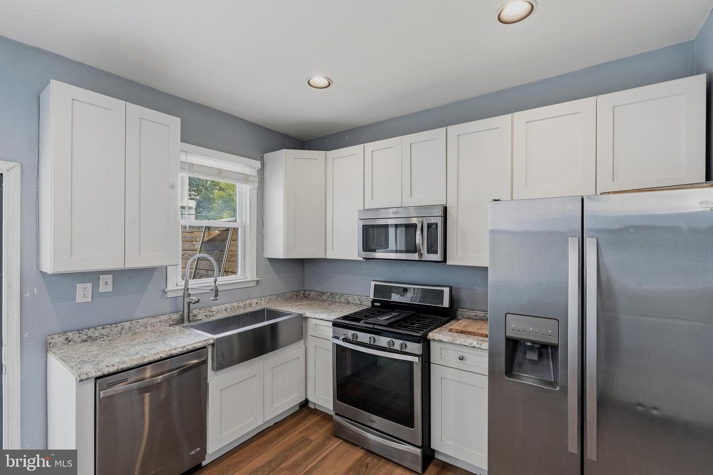 1719 Roselyn Street photo 13