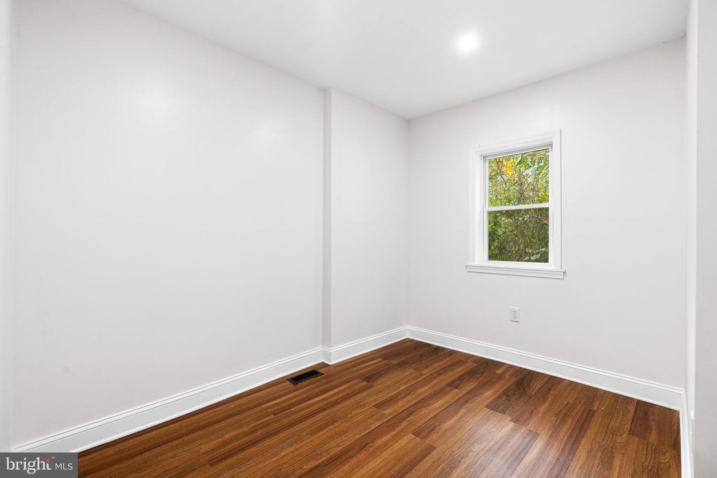 4750 Paschall Avenue photo 13
