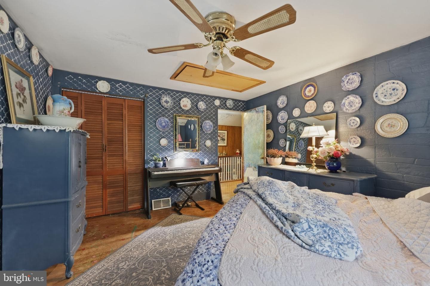 14058 Erwin Street photo 16